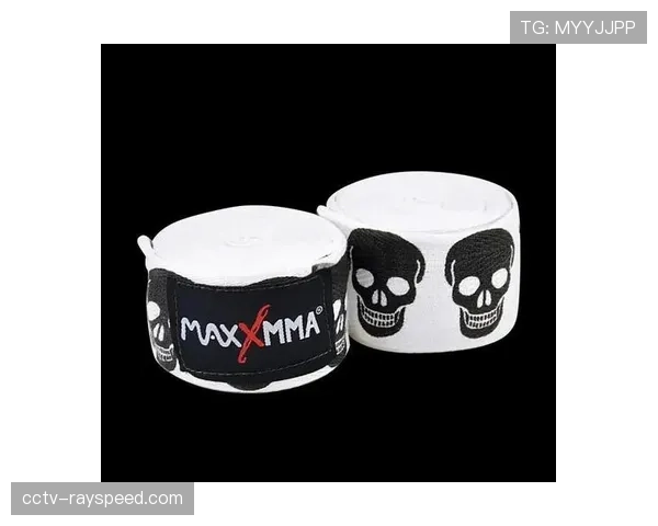 运动装备巨头耐克推出首条MMA专业产品线，涵盖格斗短裤与手绷带